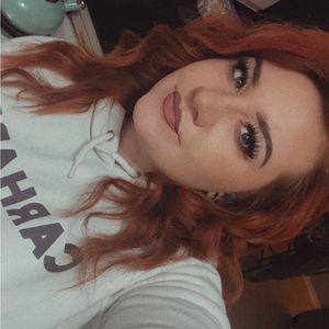 Meet your Posher, Rebecca